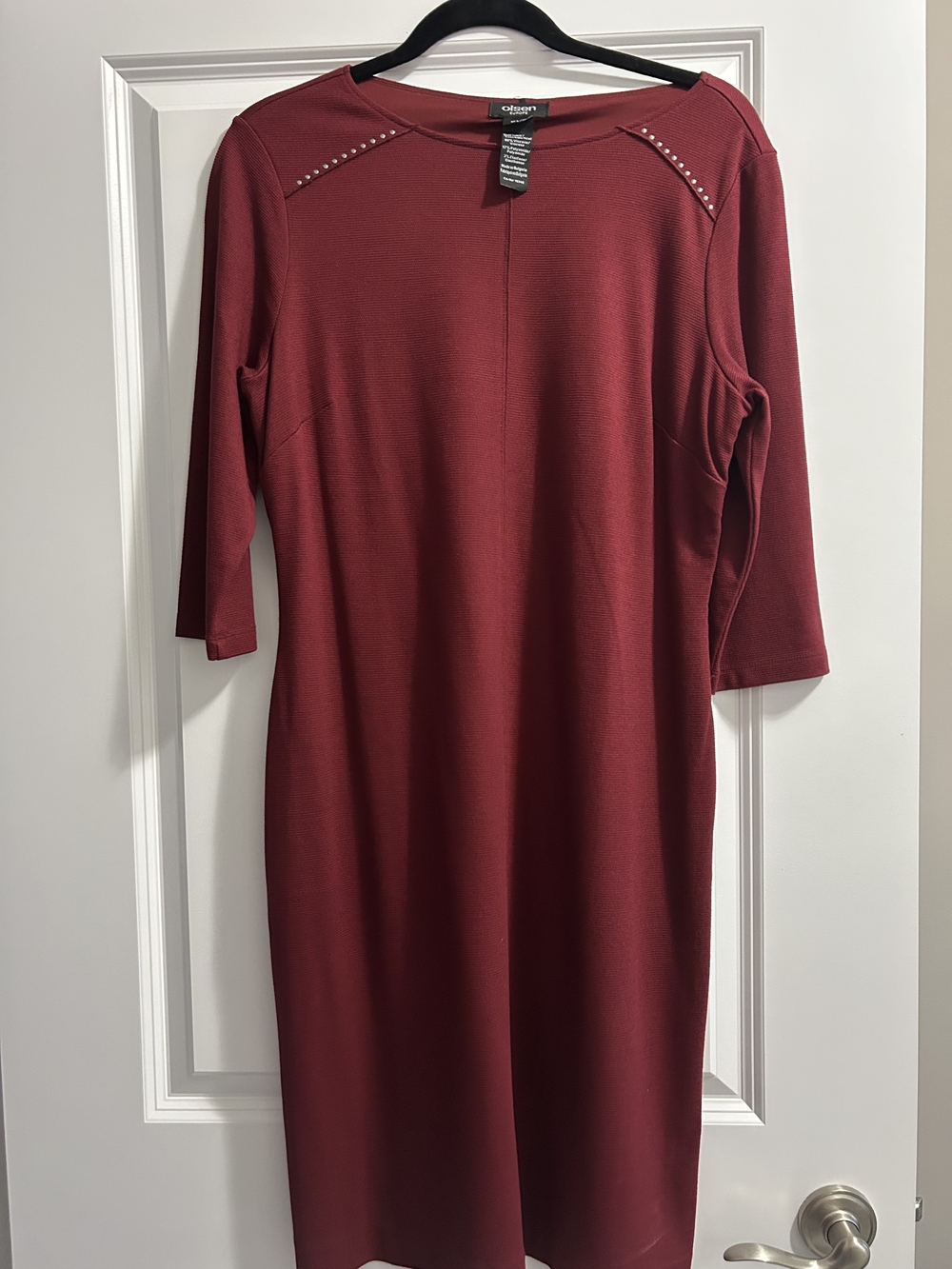Women's Burgundy Midi Sheath Dress with Shoulder Stud Detail